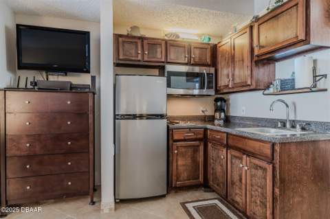 935 S Atlantic Avenue #128, Daytona Beach FL - photo 7 of 22