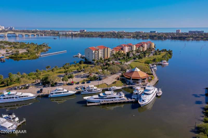 2 bedroom Condominium at 732 Marina Point Drive #7320, Marina Point Condo, Daytona Beach — photo 3