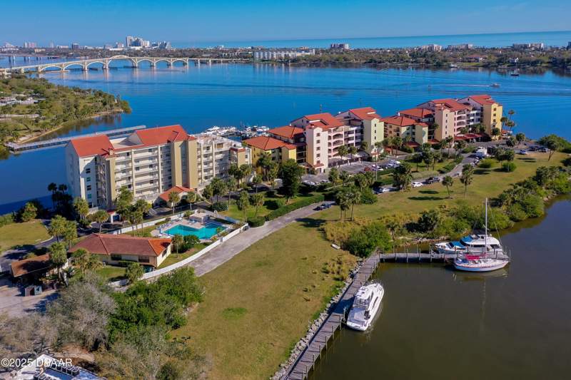 2 bedroom Condominium at 732 Marina Point Drive #7320, Marina Point Condo, Daytona Beach — photo 5