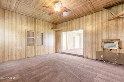 724 N Oleander Avenue, Daytona Beach FL - photo 8 of 23
