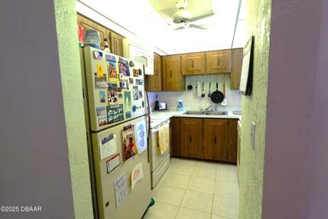 1415 Ocean Shore Boulevard #106, Ormond Beach FL - photo 9 of 41