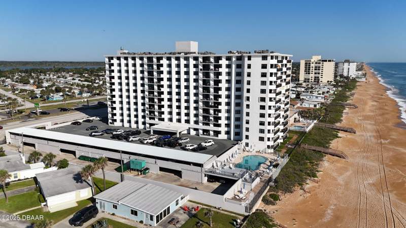 1 bedroom Condominium at 1415 Ocean Shore Boulevard #106, Regency Plaza Condo, Ormond Beach — photo 3