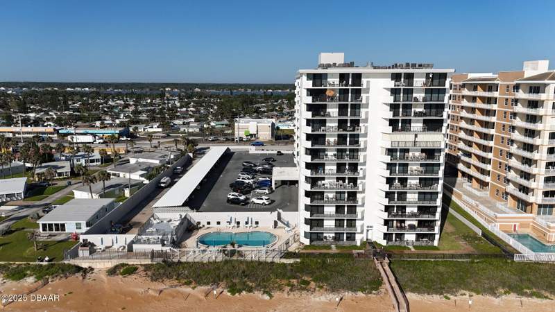 1 bedroom Condominium at 1415 Ocean Shore Boulevard #106, Regency Plaza Condo, Ormond Beach — photo 4