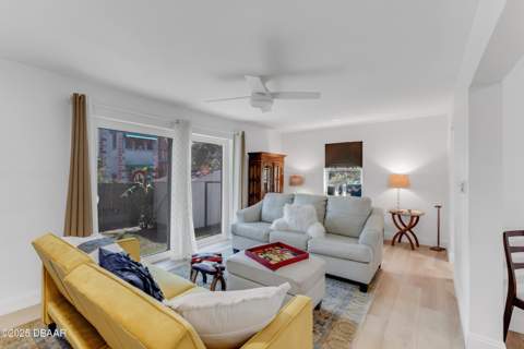 426 Flushing Avenue, Daytona Beach FL - photo 14 of 36