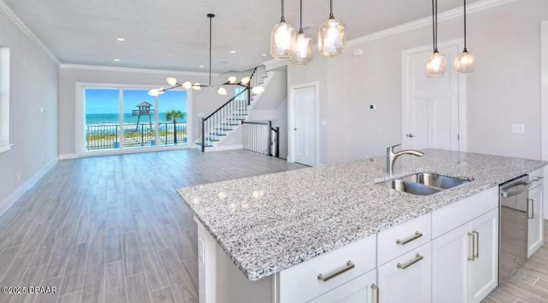 2 bedroom Townhouse at 23 Marden Drive, Verona Oceanside, Ormond Beach — photo 5