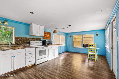 849 Terrace Avenue, Daytona Beach FL - photo 16 of 24