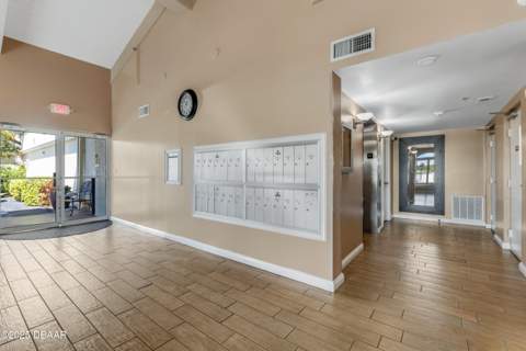 524 Marina Point Drive #5240, Daytona Beach FL - photo 6 of 22