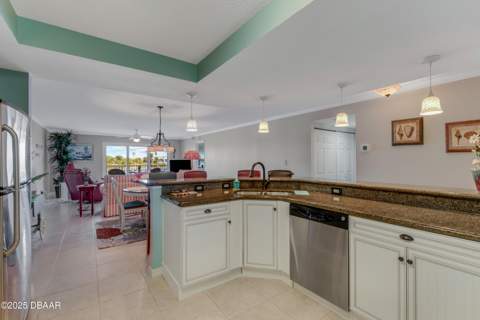 524 Marina Point Drive #5240, Daytona Beach FL - photo 7 of 22