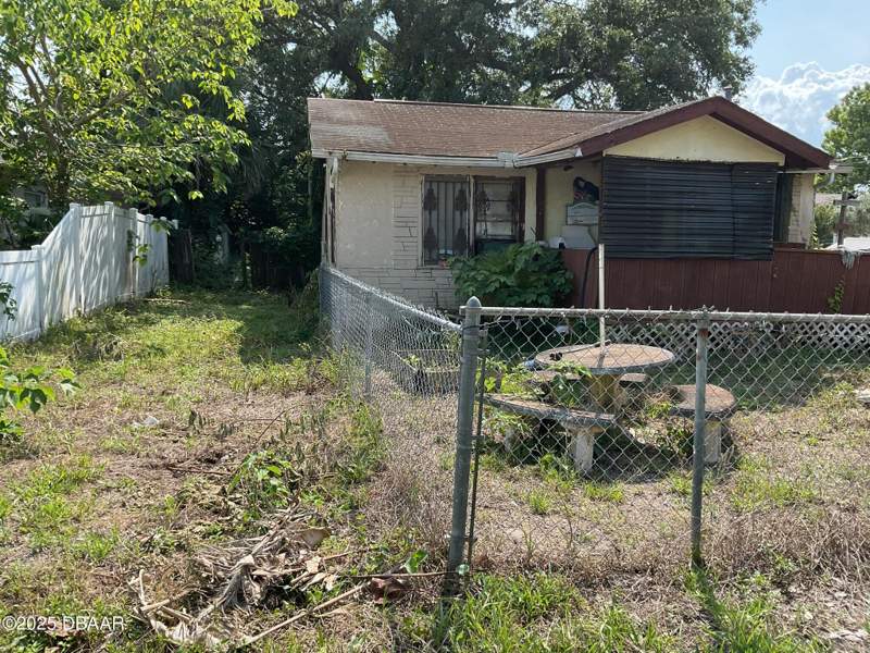 2 bedroom Single Family Residence at 1226 Bender Avenue, Powers Allotment, Holly Hill — photo 2