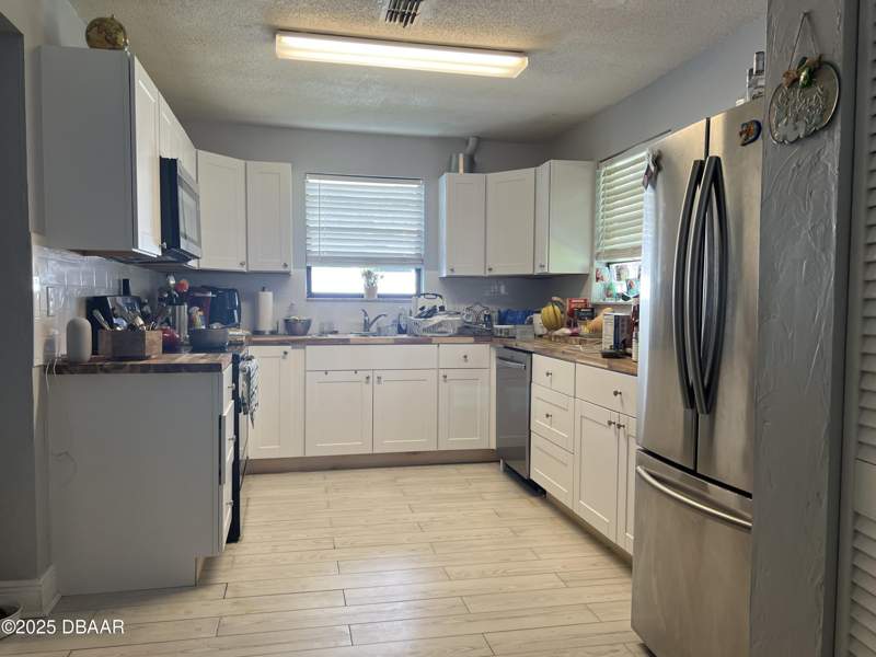 3 bedroom Single Family Residence at 400 Palm Avenue, Tomoka Estates, Ormond Beach — photo 4