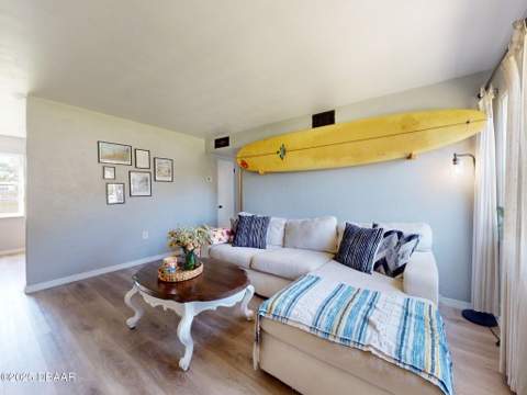 903 Conrad Drive, New Smyrna Beach FL - photo 10 of 47