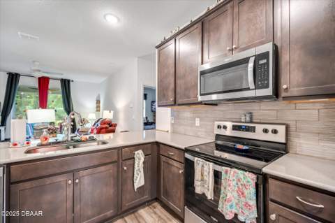 5 Bud Hollow Drive, Palm Coast FL - photo 8 of 24