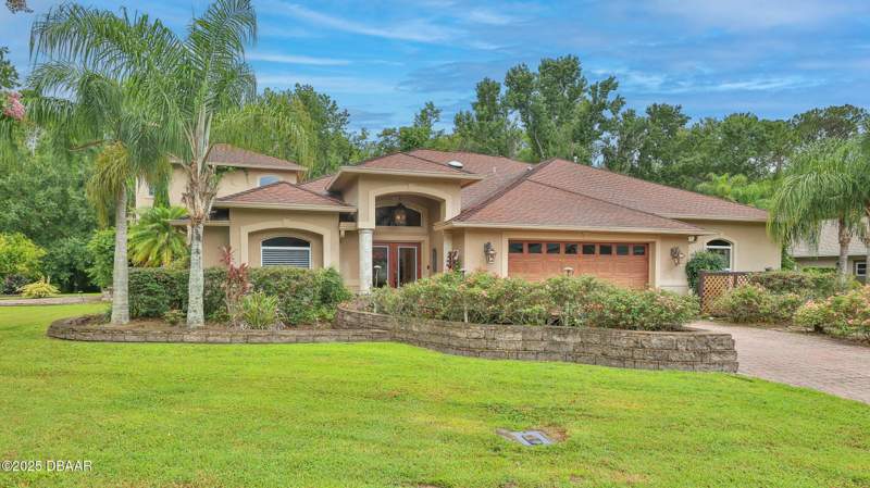 6 bedroom Single Family Residence at 1929 Spruce Creek Landing, Spruce Creek Fly In, Port Orange — photo 2
