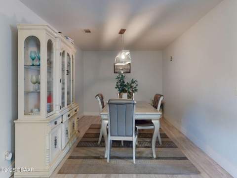 5476 W Bayshore Drive, Port Orange FL - photo 13 of 39