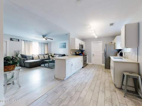 5476 W Bayshore Drive, Port Orange FL - photo 12 of 39