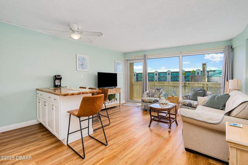 1 bedroom Condotel at 219 S Atlantic Avenue #338, Daytona Inn Beach Resort Condo, Daytona Beach — photo 3