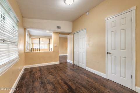 730 Flanders Avenue, Daytona Beach FL - photo 10 of 37