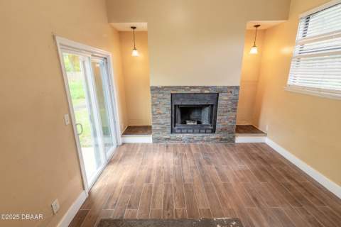 730 Flanders Avenue, Daytona Beach FL - photo 11 of 37