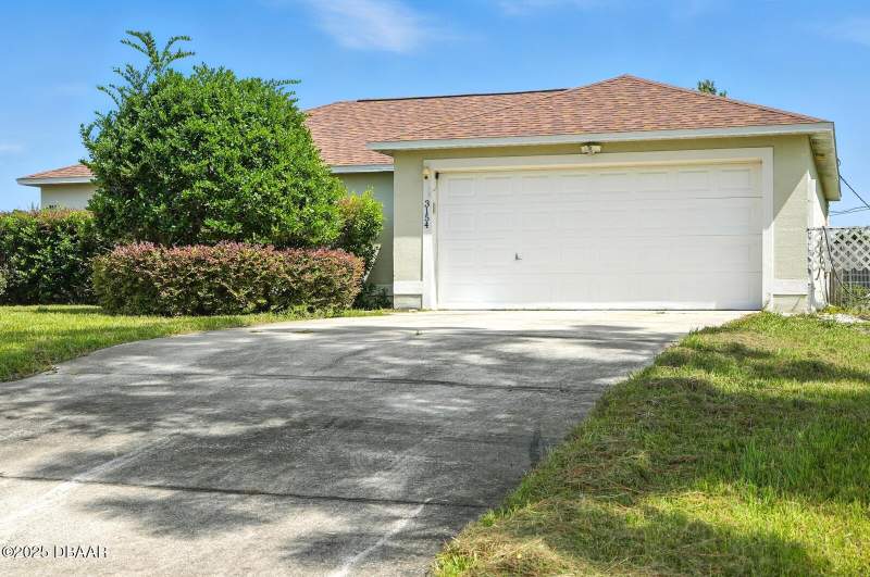 3 bedroom Single Family Residence at 3154 Lynnhaven Street, Deltona Lakes, Deltona — photo 2