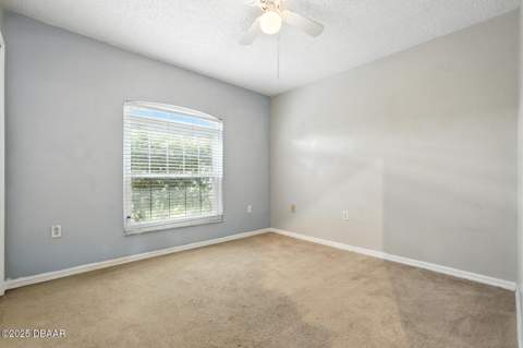 3154 Lynnhaven Street, Deltona FL - photo 24 of 39
