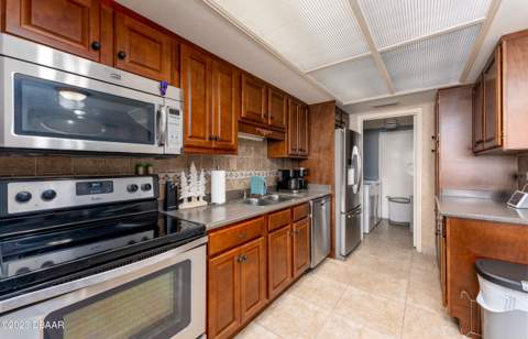 901 S Atlantic Avenue #Ph2, Ormond Beach FL - photo 6 of 47