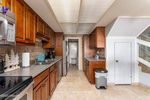 901 S Atlantic Avenue #Ph2, Ormond Beach FL - photo 7 of 47