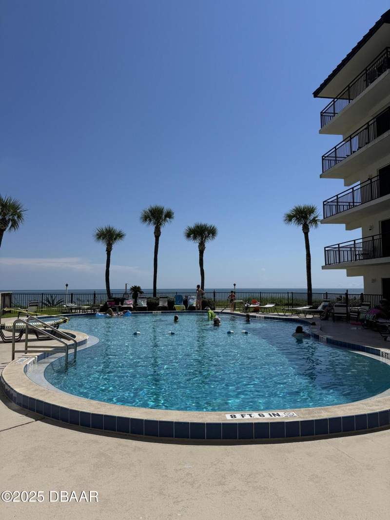 2 bedroom Condominium at 1275 Ocean Shore Boulevard, Indies House, A Condo, Ormond Beach — photo 4