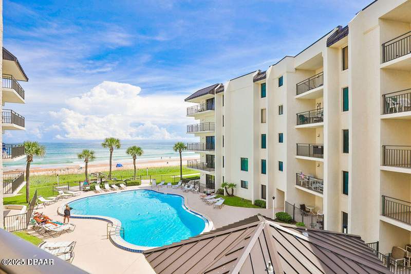 2 bedroom Condominium at 1275 Ocean Shore Boulevard, Indies House, A Condo, Ormond Beach — photo 2