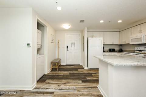 350 N Atlantic Avenue #2120, Daytona Beach FL - photo 12 of 55