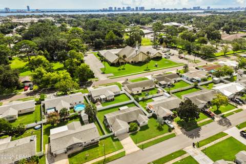 2061 Oriole Lane, South Daytona FL - photo 21 of 24