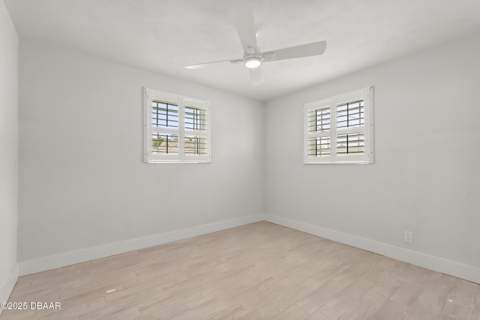 2061 Oriole Lane, South Daytona FL - photo 16 of 24