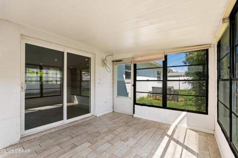 2061 Oriole Lane, South Daytona FL - photo 19 of 24