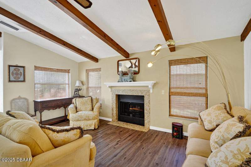 3 bedroom Single Family Residence at 9 Alicen Court, Winding Woods, Ormond Beach — photo 4