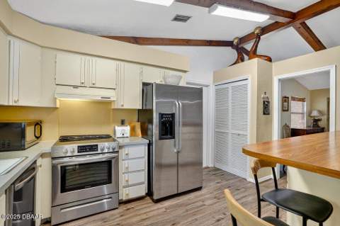 9 Alicen Court, Ormond Beach FL - photo 11 of 33