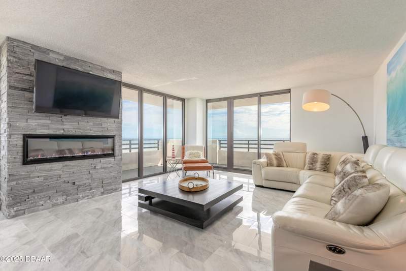 3 bedroom Condominium at 1420 N Atlantic Avenue #601, Horizons Condo, Daytona Beach — photo 2