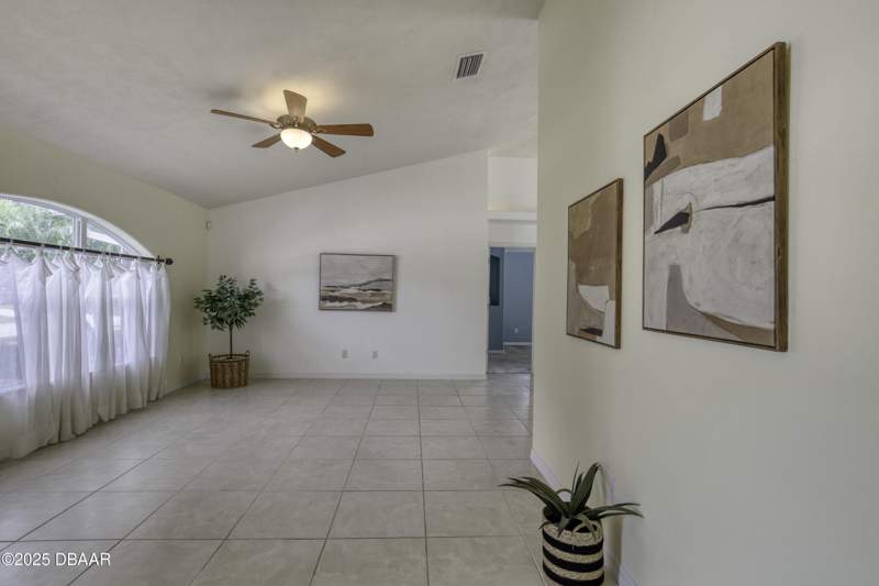 4 bedroom Single Family Residence at 28 Peruvian Lane, Tymber Crossings, Ormond Beach — photo 5