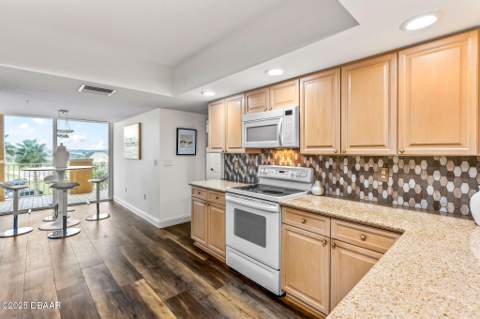 3145 S Atlantic Avenue #405, Daytona Beach Shores FL - photo 21 of 65