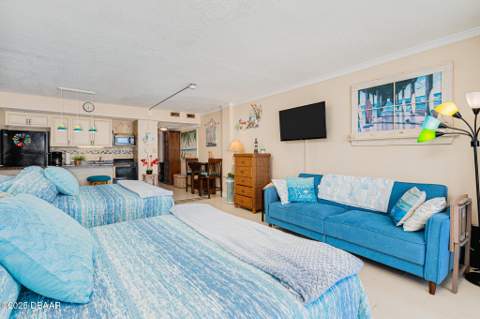 2301 S Atlantic Avenue #404, Daytona Beach FL - photo 6 of 33