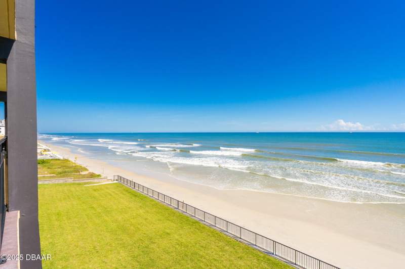 0 bedroom Condotel at 2301 S Atlantic Avenue #404, Hawaiian Inn Beach Resort, A Condo, Daytona Beach — photo 4