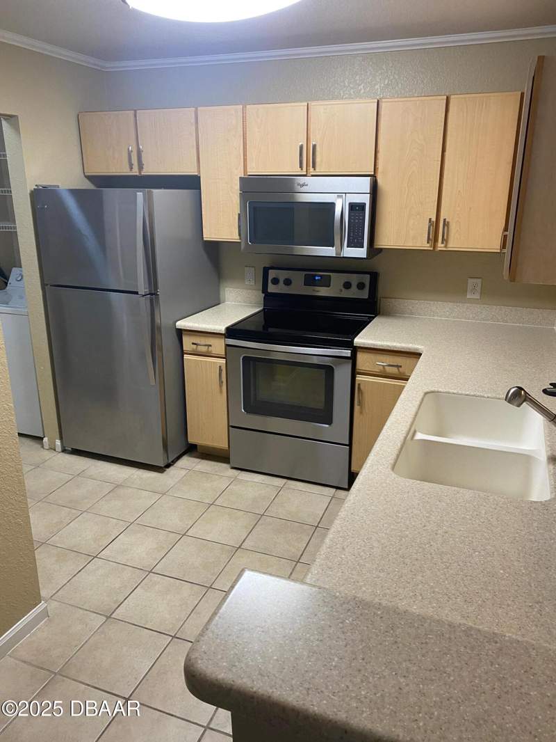 2 bedroom Condominium at 940 Village Trail #6-109, Villaggio On The Lakes Condo, Port Orange — photo 3
