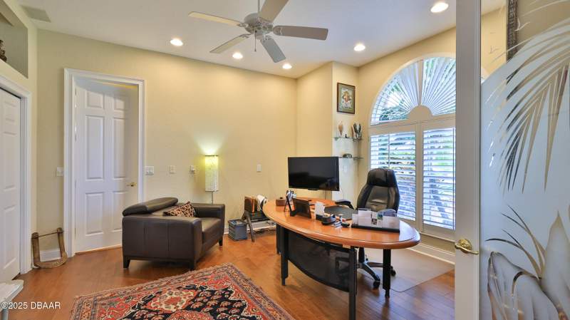 4 bedroom Single Family Residence at 2672 E Spruce Creek Boulevard, Spruce Creek Fly In, Port Orange — photo 4