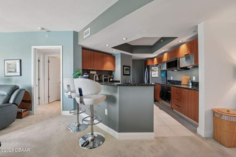 2 bedroom Condominium at 241 Riverside Drive #305, Marina Grande On The Halifax, Holly Hill — photo 4