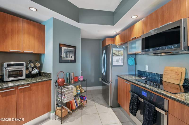 2 bedroom Condominium at 241 Riverside Drive #305, Marina Grande On The Halifax, Holly Hill — photo 5