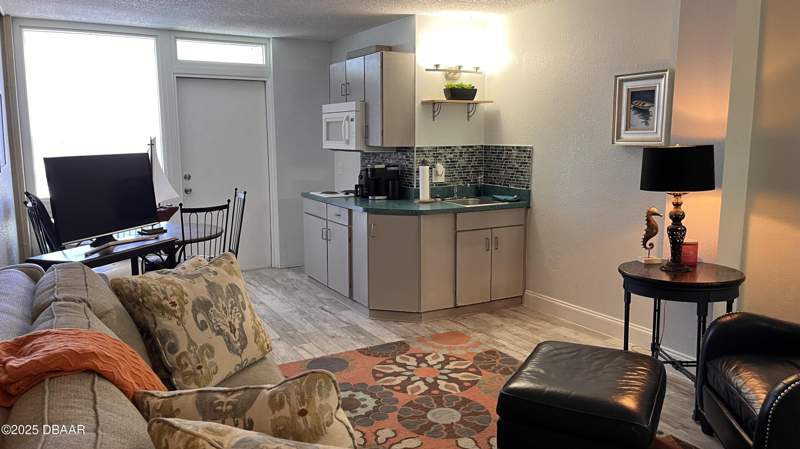 1 bedroom Condominium at 935 S Atlantic Avenue #419, Ocean Jewels Club Condo, Daytona Beach — photo 5