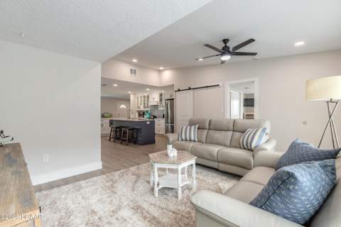8 Robben Terrace, Daytona Beach FL - photo 11 of 35