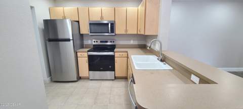 940 Village Trail #3-205, Port Orange FL - photo 8 of 42