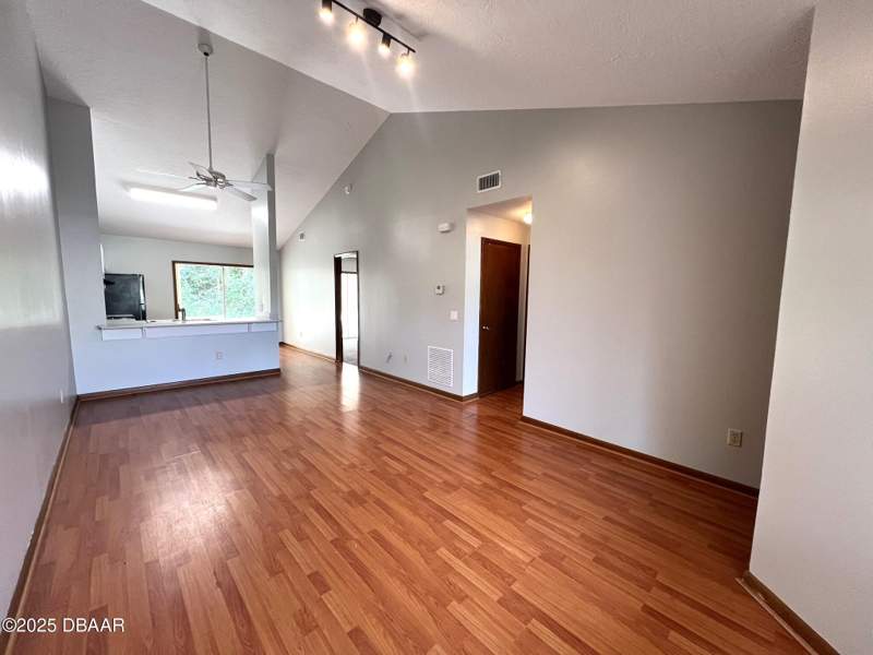 2 bedroom Townhouse at 3552 Forest Branch Drive #B, Townhomes West, Port Orange — photo 3
