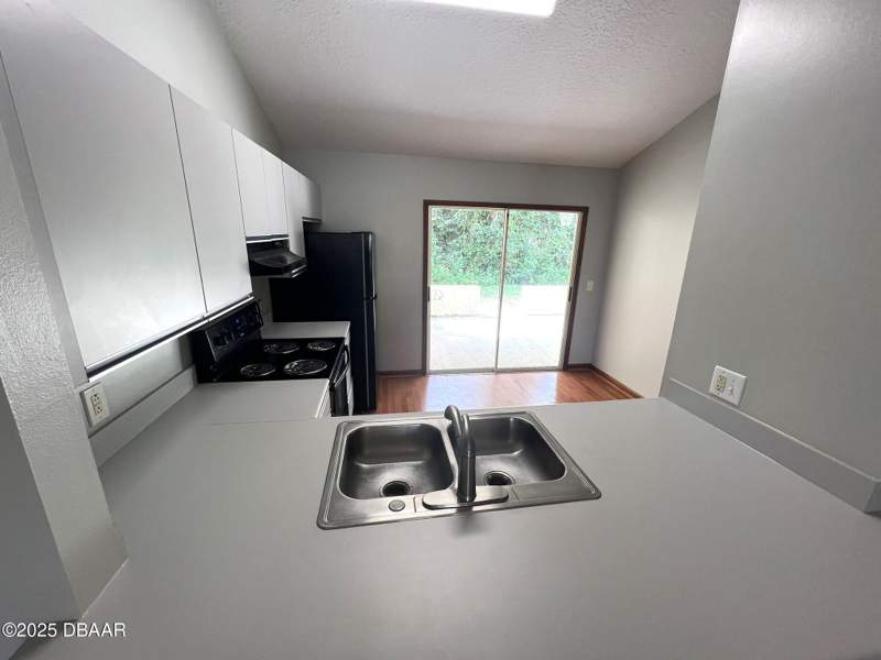 2 bedroom Townhouse at 3552 Forest Branch Drive #B, Townhomes West, Port Orange — photo 4