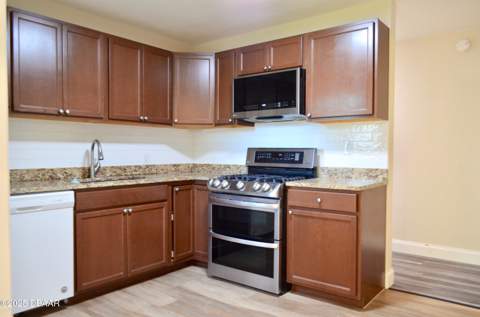 603 Marlene Drive, Holly Hill FL - photo 6 of 20
