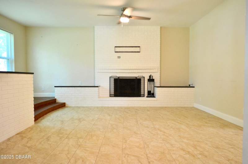 3 bedroom Single Family Residence at 603 Marlene Drive, Not In Subdivision, Holly Hill — photo 5
